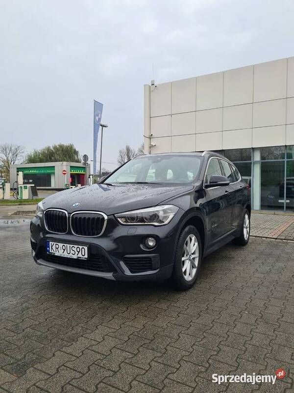 Używany 2016 BMW X1 SUV | 65 900 zł (Uczciwa cena) - Obraz 1/4