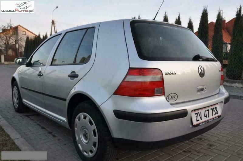 Używany VW Golf IV 101 KM (74 kW) 2003 Srebrny (metalik) Hatchback