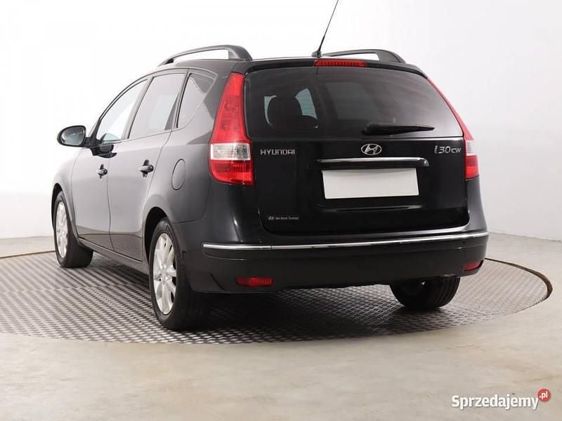 Używany Hyundai i30 2008 Czarny Kombi