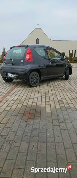 Używany Peugeot 107 2008 Czarny Hatchback