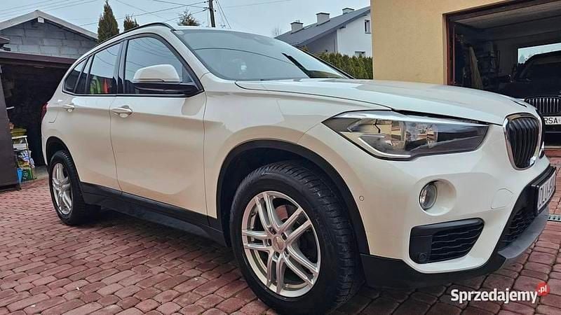 Używany BMW X1 xLine 2019 Biały SUV