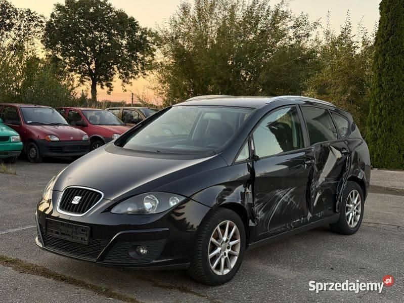 Używany 2010 Seat Altea XL Minivan | 11 700 zł - Obraz 1/4