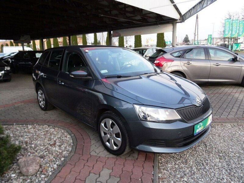 Używany Skoda Fabia 105 KM (77 kW) 2017 Szary Hatchback