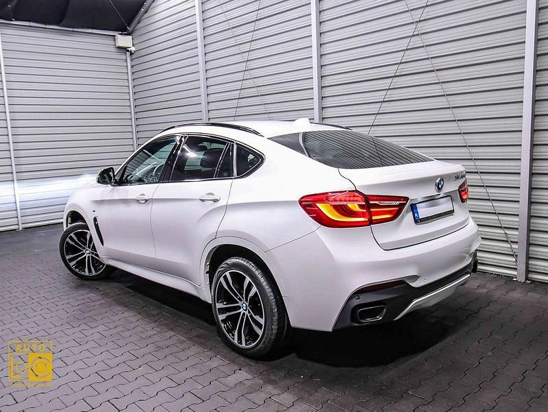 Używany BMW X6 M50 381 KM (280 kW) 2015 Biały (metalik) SUV