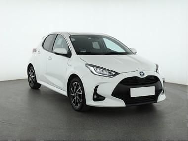 Biały Używany 2021 Toyota Yaris Hatchback | 72 999 zł (Uczciwa cena) - Obraz 1/4