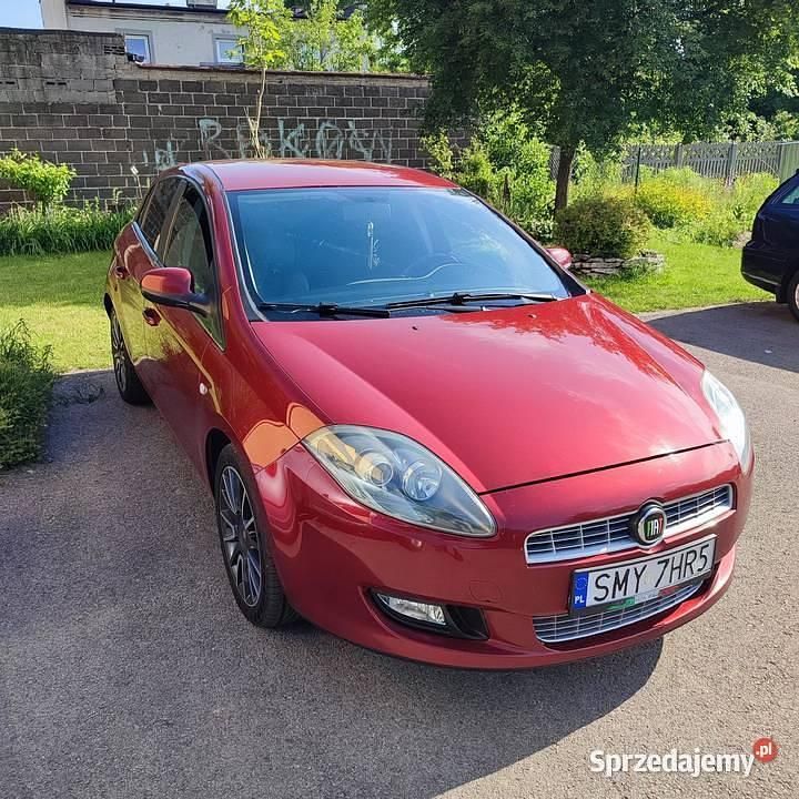 Bordowy Używany 2011 Fiat Bravo Hatchback | 15 000 zł - Obraz 1/4