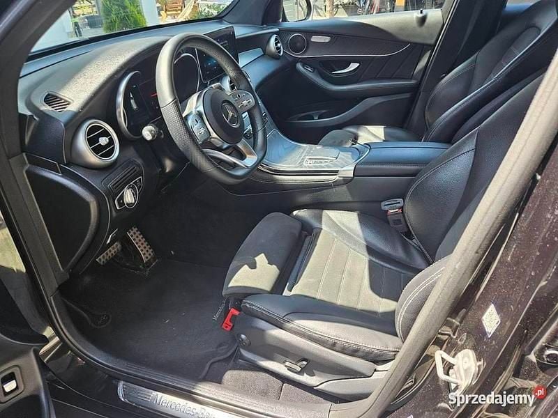 Czarny Używany 2019 Mercedes 200 AMG SUV | 151 900 zł - Obraz 1/4