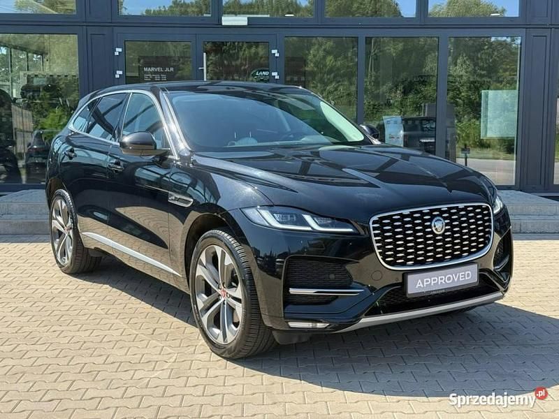 Czarny (metalik) Używany 2022 Jaguar F-Pace SE SUV | 199 000 zł - Obraz 1/4