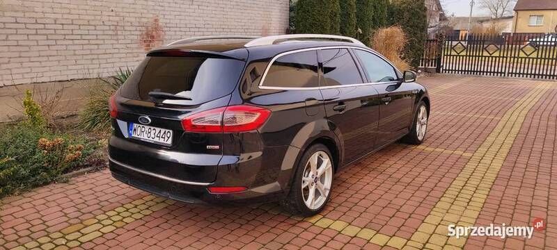 Czarny Używany 2011 Ford Mondeo Kombi | 20 900 zł (Drogi) - Obraz 1/4