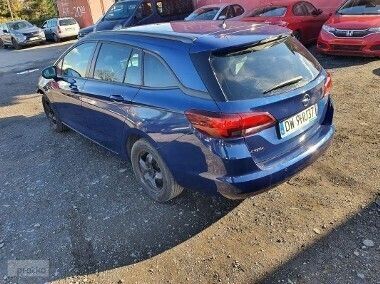 Niebieski Używany 2020 Opel Astra Sedan/Limuzyna | 14 900 zł - Obraz 1/4