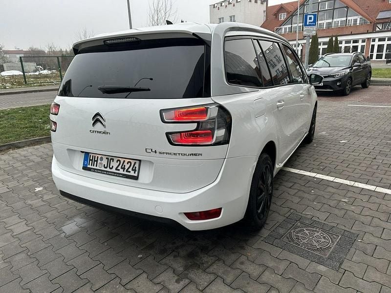 Używany Citroën C4 SpaceTourer 131 KM (96 kW) 2019 Biały (metalik) Minivan