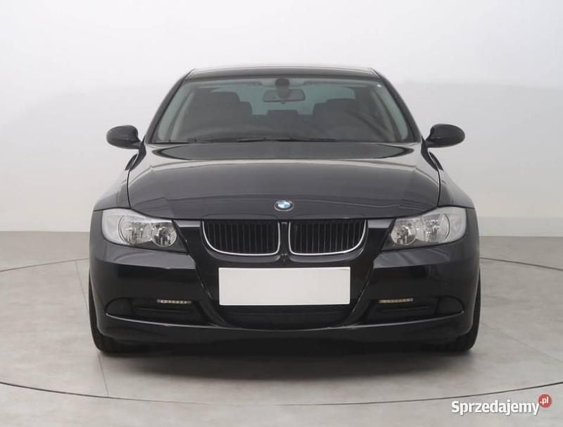 Czarny Używany 2006 BMW 318 Sedan/Limuzyna | 15 999 zł (Uczciwa cena) - Obraz 1/4