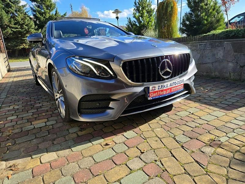 Używany Mercedes E220 AMG 194 KM (142 kW) 2018 Szary Coupe