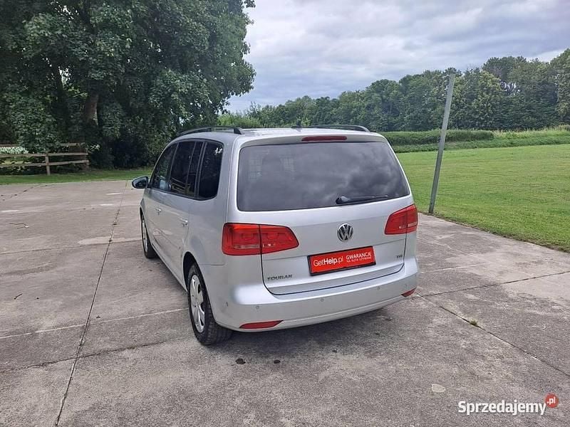 Używany VW Touran 2011 Srebrny Minivan
