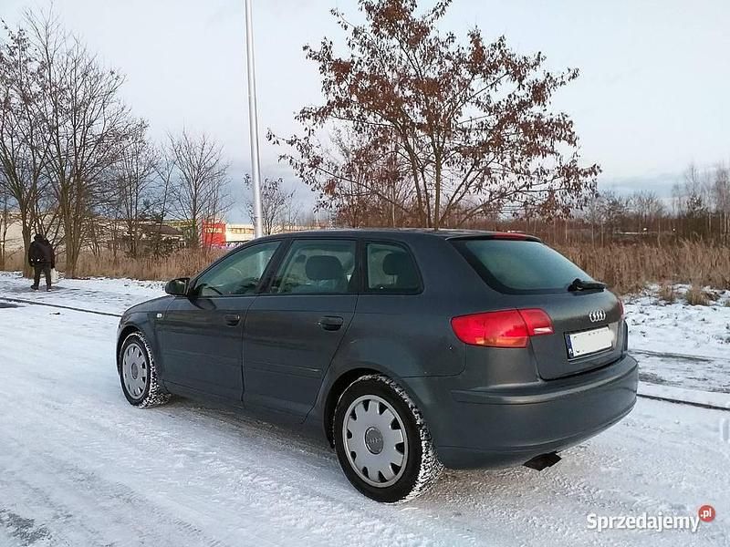 Używany Audi A3 Sportback 140 KM (102 kW) 2007 Szary Hatchback