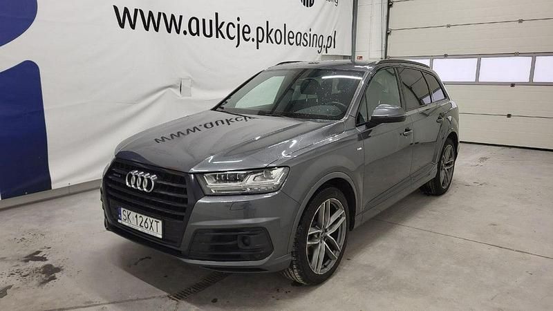 Używany Audi Q7 286 KM (210 kW) 2018 Grafitowy SUV