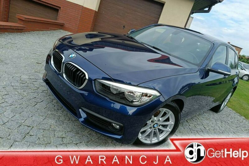 Niebieski Używany 2018 BMW 118 Hatchback | 59 901 zł - Obraz 1/4