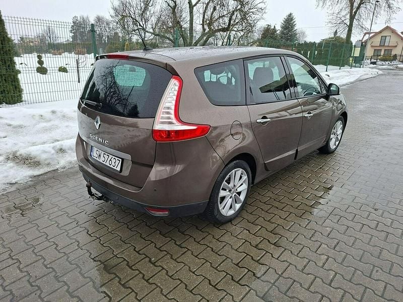 Używany Renault Grand Scénic III 110 KM (80 kW) 2011 Brązowy Minivan