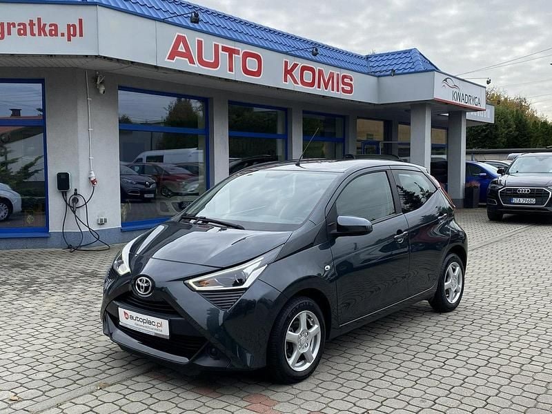 Grafitowy Używany 2020 Toyota Aygo Hatchback | 40 900 zł (Uczciwa cena) - Obraz 1/4