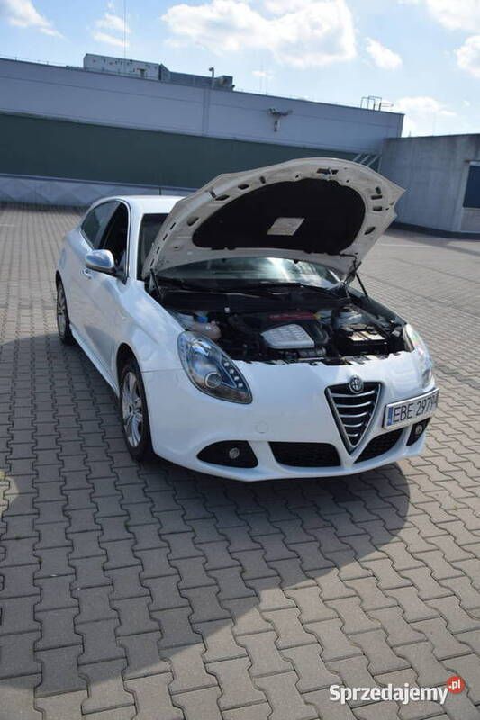 Używany 2013 Alfa Romeo Giulietta Hatchback | 22 000 zł (Dobra cena) - Obraz 1/4