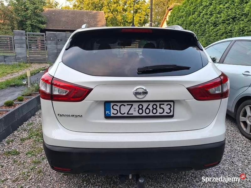 Używany Nissan Qashqai 2015 Biały SUV