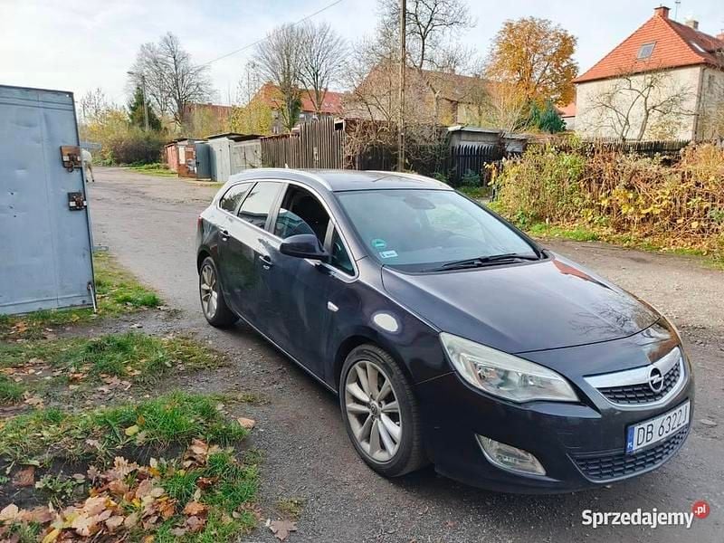 Używany Opel Astra 2011