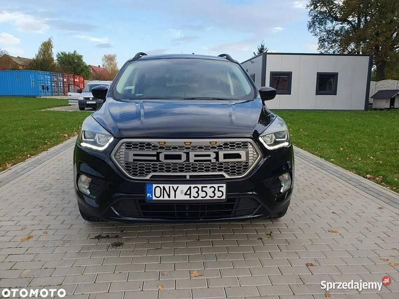 Używany Ford Escape 2017 Czarny SUV