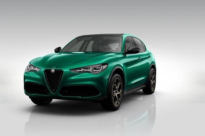 Lakier specjalny zielony montreal green Nowe 2025 Alfa Romeo Stelvio SUV | 257 066 zł - Obraz 1/4