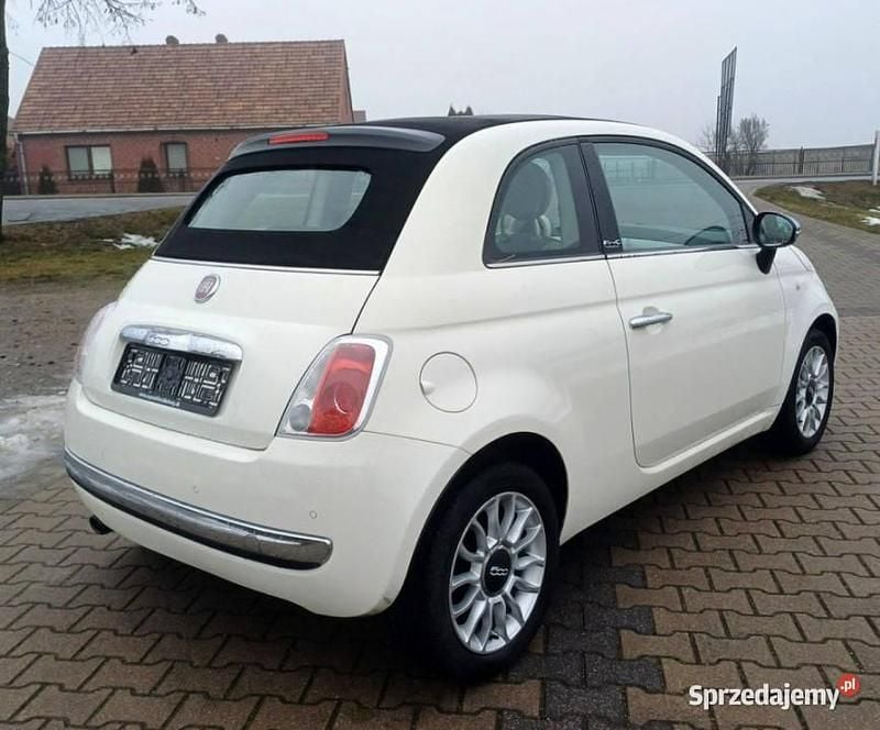 Biały Używany 2010 Fiat 500 Hatchback | 14 500 zł (Dobra cena) - Obraz 1/4