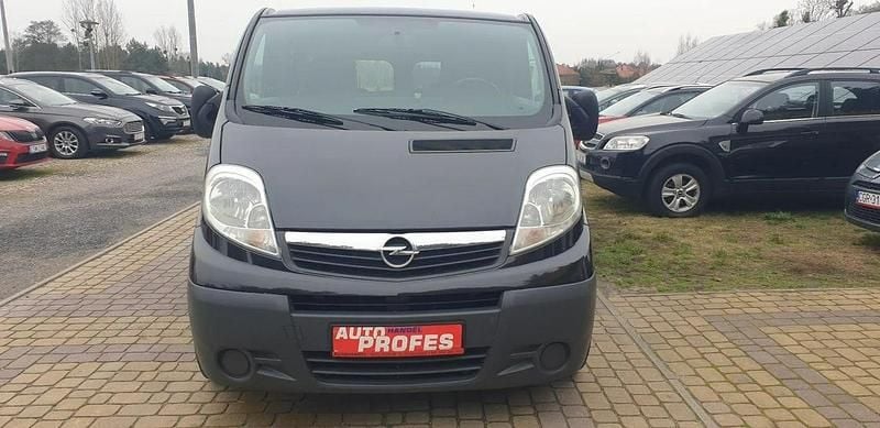 Czarny (metalik) Używany 2009 Opel Vivaro Van | 39 900 zł (Uczciwa cena) - Obraz 1/4