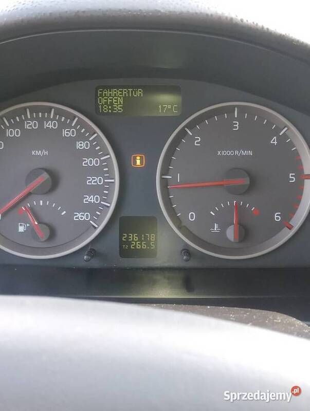 Srebrny Używany 2004 Volvo S40 Sedan/Limuzyna | 6200 zł (Dobra cena) - Obraz 1/4