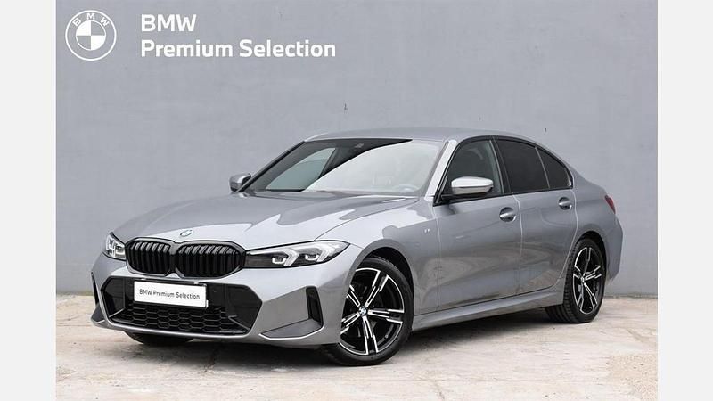 Szary skyscraper m metalizowany Używany 2023 BMW 320 Shadowline Sedan/Limuzyna | 189 900 zł (Drogi) - Obraz 1/3