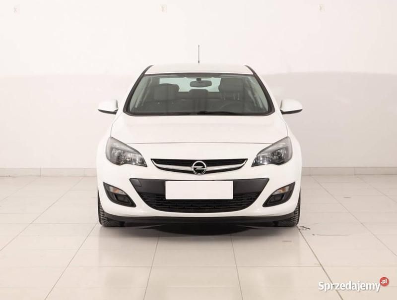 Biały Używany 2018 Opel Astra Sedan/Limuzyna | 33 999 zł (Dobra cena) - Obraz 1/4