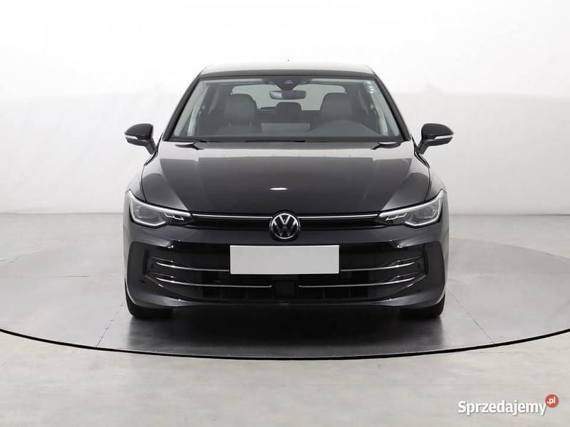 Czarny Używany 2024 VW Golf VIII Hatchback | 124 999 zł - Obraz 1/4
