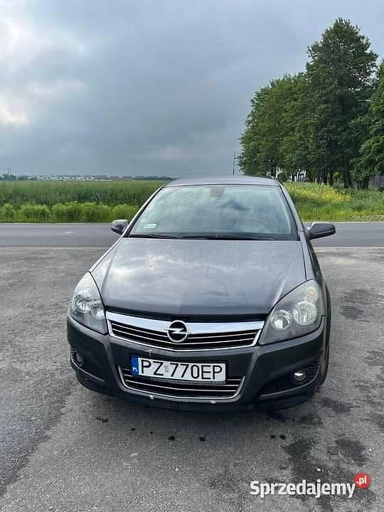 Używany 2008 Opel Astra Cosmo | 9000 zł (Uczciwa cena) - Obraz 1/4