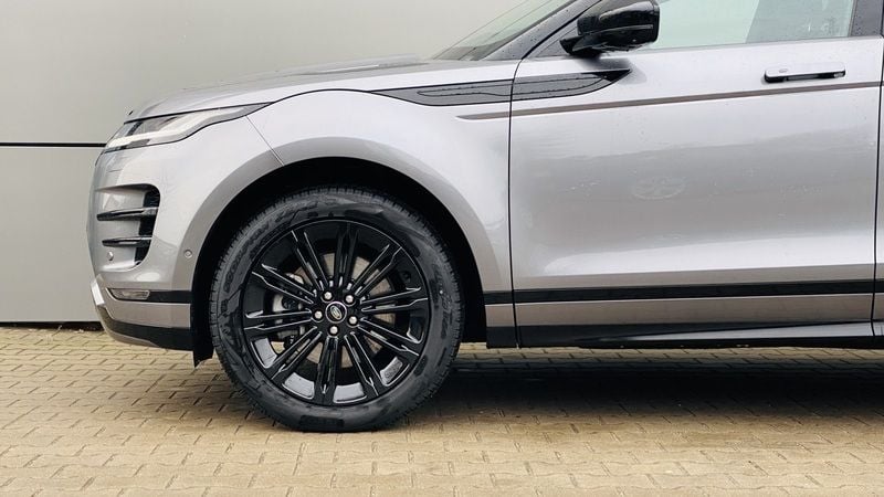 Używany Land Rover Range Rover evoque 2023 Eiger gray SUV
