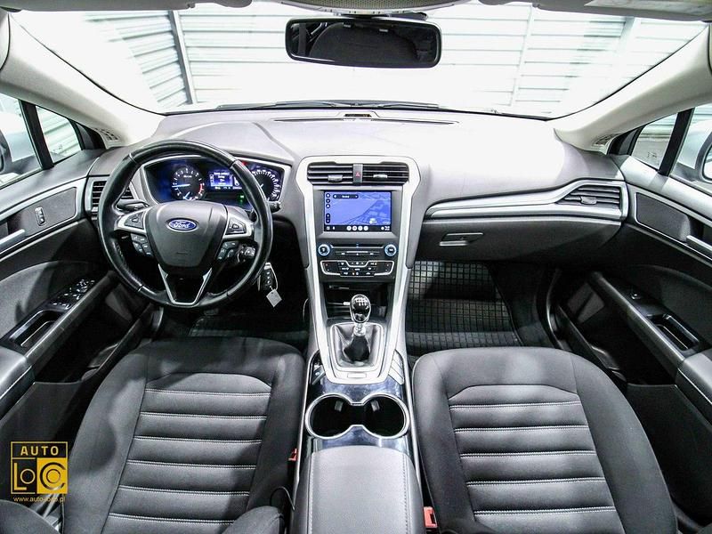 Używany Ford Mondeo 150 KM (110 kW) 2017 Srebrny (metalik) Kombi