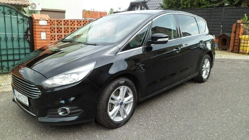 Czarny (metalik) Używany 2015 Ford S-MAX S Minivan | 55 400 zł (Uczciwa cena) - Obraz 1/4