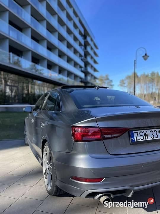 Używany Audi A3 Sport 2016 Grafitowy Sedan/Limuzyna