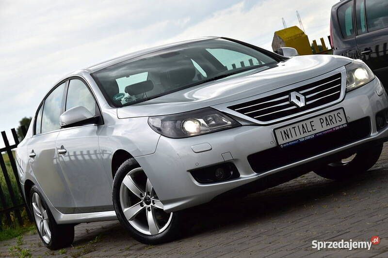 Srebrny Używany 2011 Renault Latitude Initiale Paris Sedan/Limuzyna | 23 900 zł - Obraz 1/4