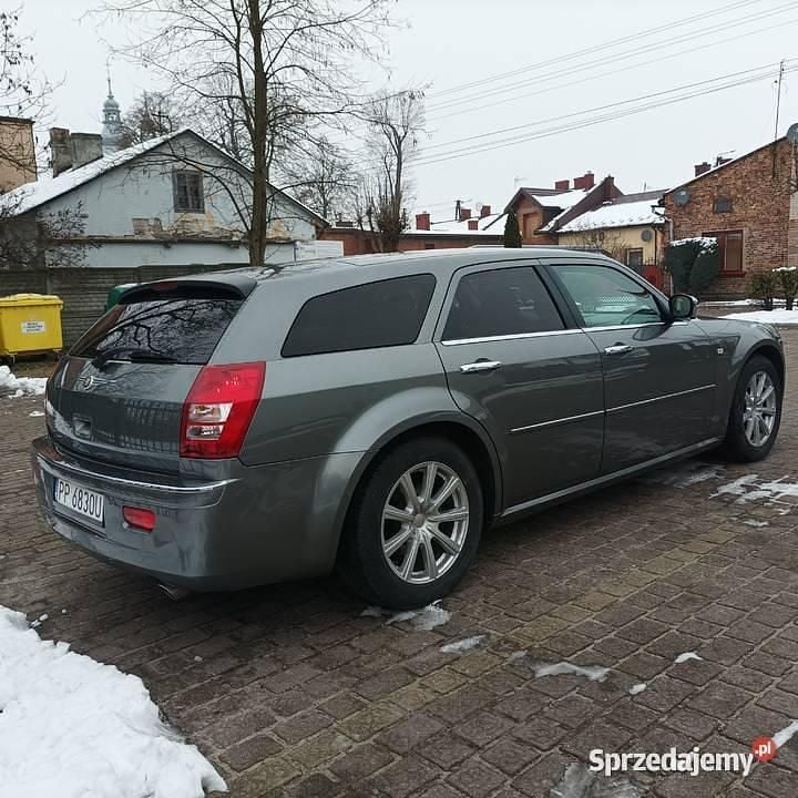Używany Chrysler 300C 2007 Szary Kombi
