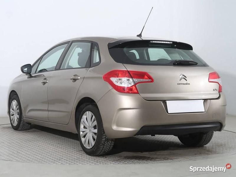 Używany Citroën C4 95 KM (69 kW) 2013 Szary Hatchback