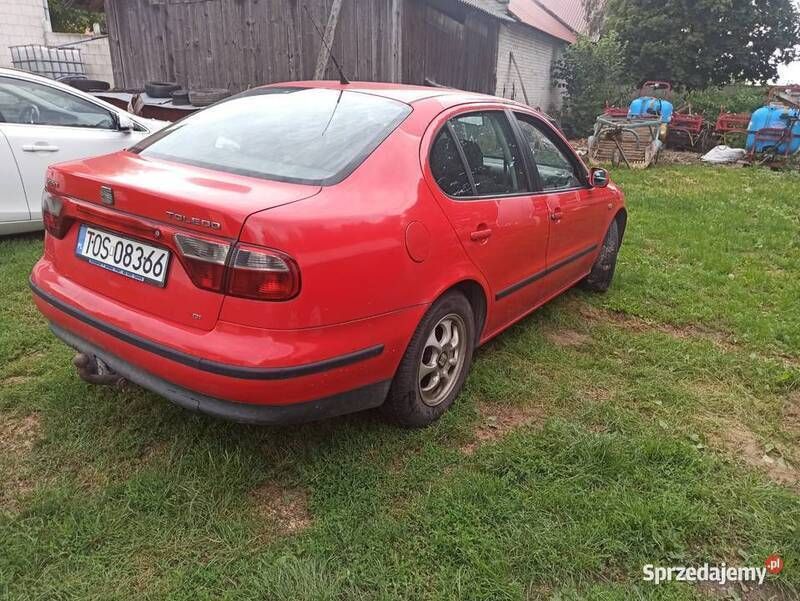 Czerwony Używany 2000 Seat Toledo Sedan/Limuzyna | 2200 zł (Uczciwa cena) - Obraz 1/4
