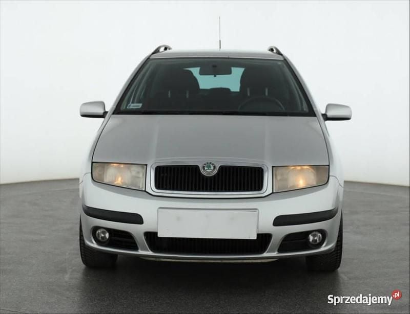 Srebrny Używany 2005 Skoda Fabia Kombi | 5499 zł (Uczciwa cena) - Obraz 1/4