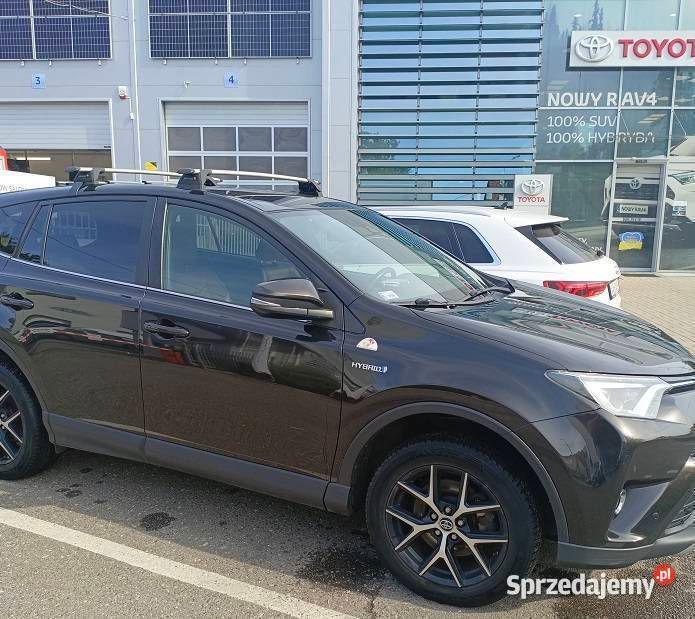Używany Toyota RAV4 Hybrid Premium 155 KM (114 kW) 2017 SUV