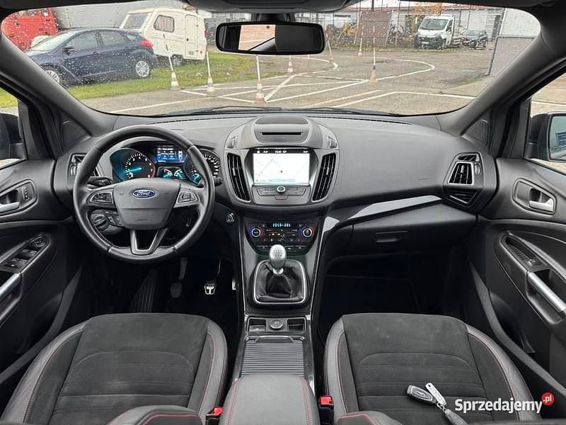 Czarny Używany 2017 Ford Kuga ST-Line SUV | 49 950 zł - Obraz 1/4