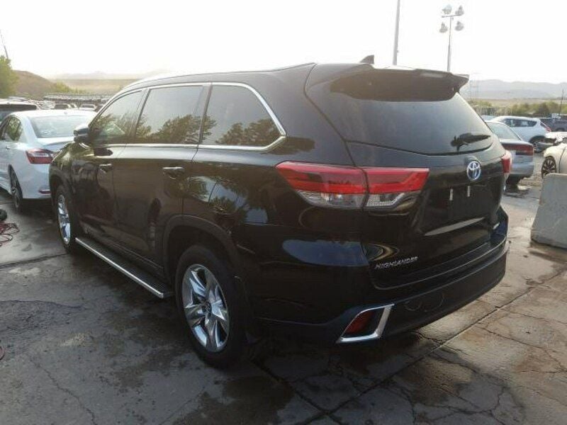 Używany Toyota Highlander Limited 306 KM (225 kW) 2019 Czarny SUV