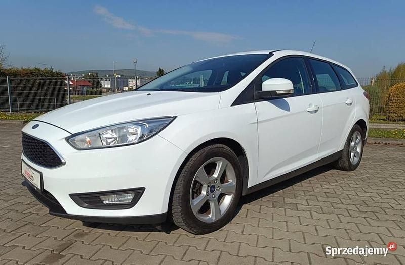 Używany Ford Focus 2015 Biały Kombi