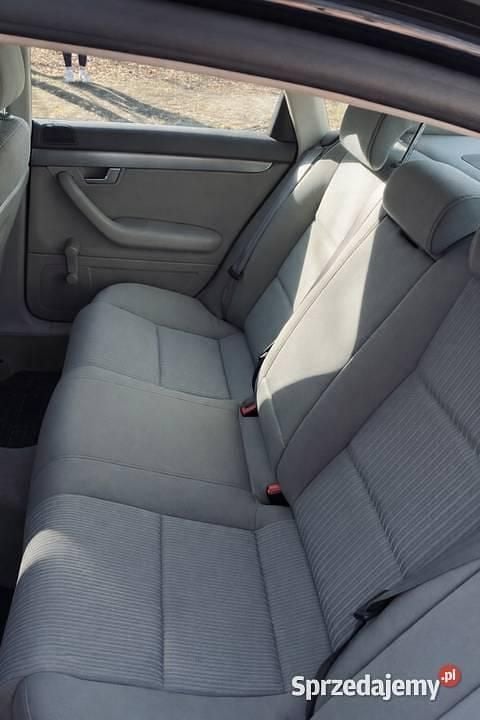 Używany Audi A4 2005 Niebieski Sedan/Limuzyna