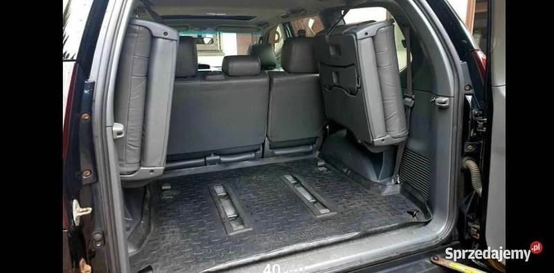 Czarny Używany 2005 Toyota Land Cruiser SUV | 52 500 zł - Obraz 1/4